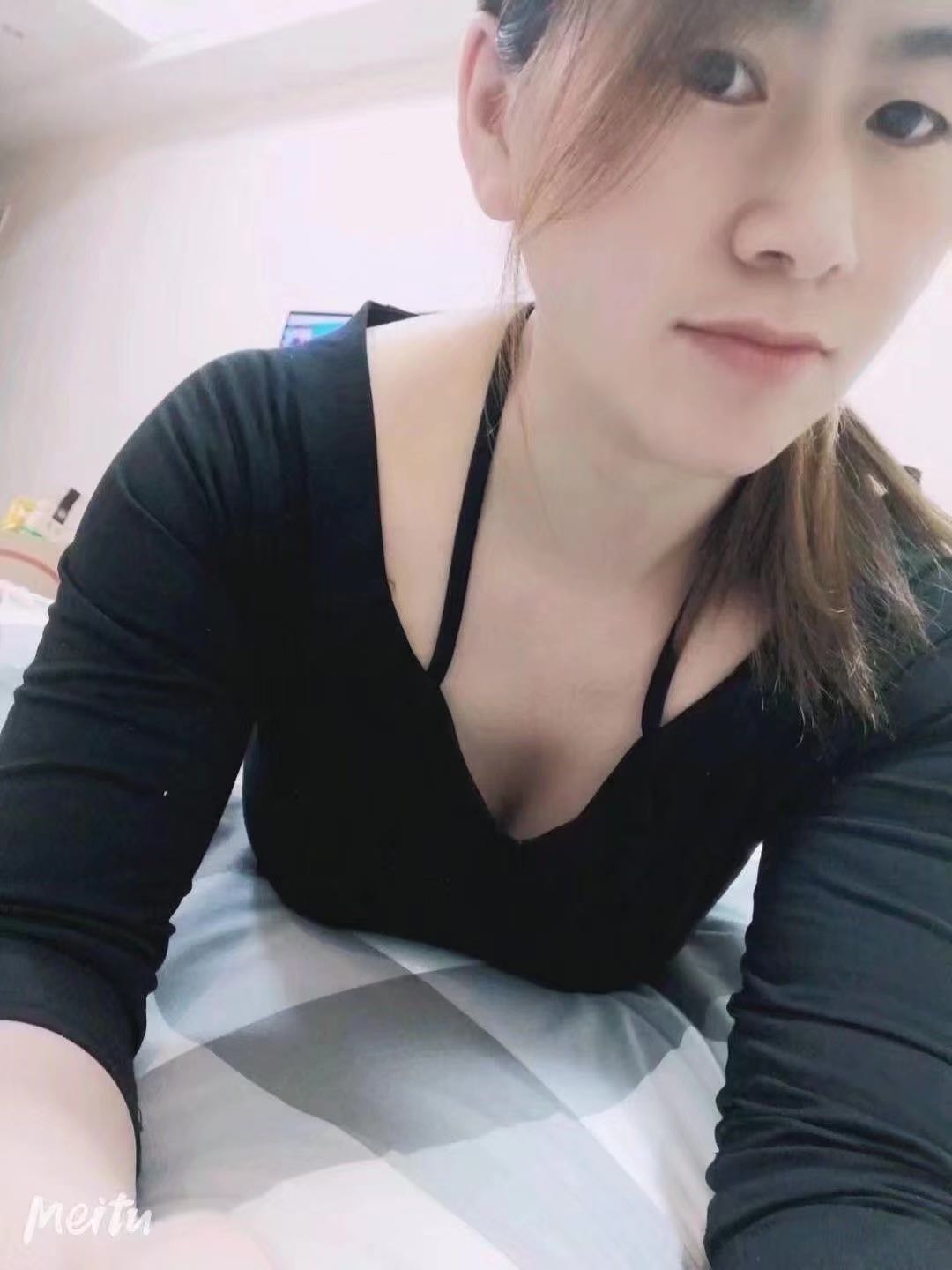 开发区万达公寓好多兼职，整体就是泻火的地方